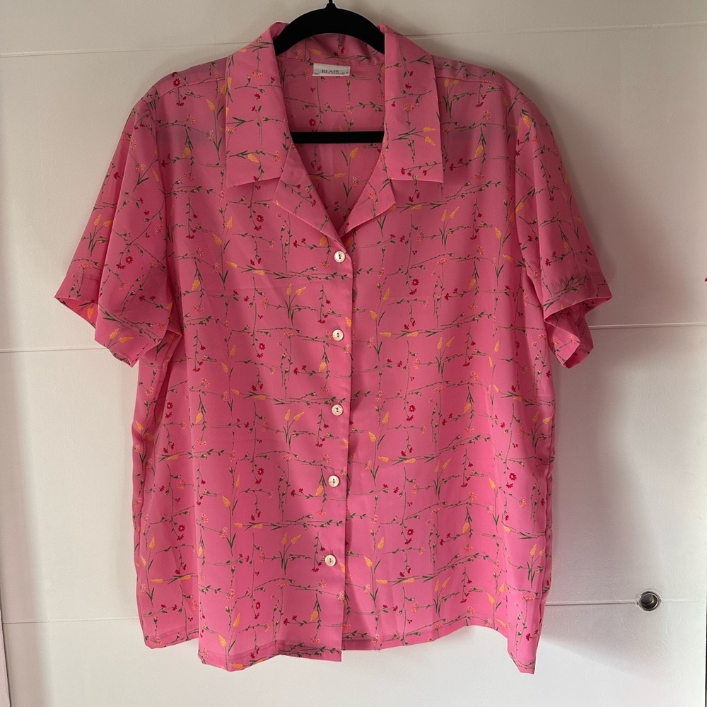 Blair Boutique Vintage Pink Floral Button-Up Shirt Size L